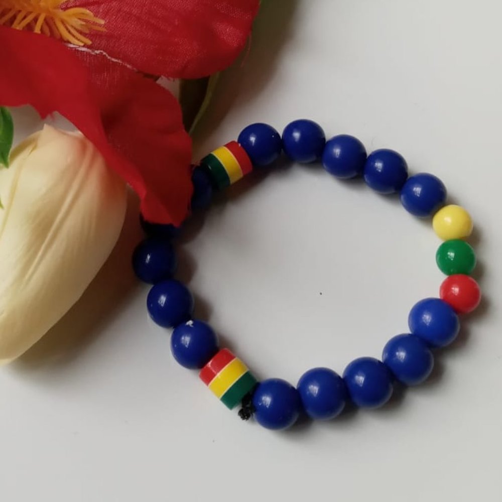 Deep blue bracelet